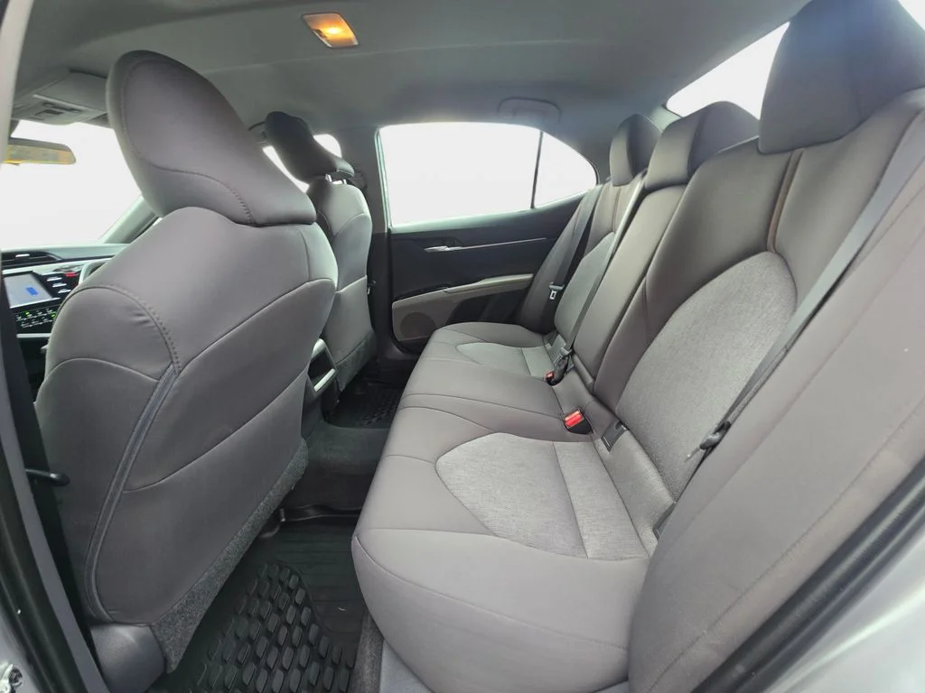 Used 2019 Silver Toyota LE image 16
