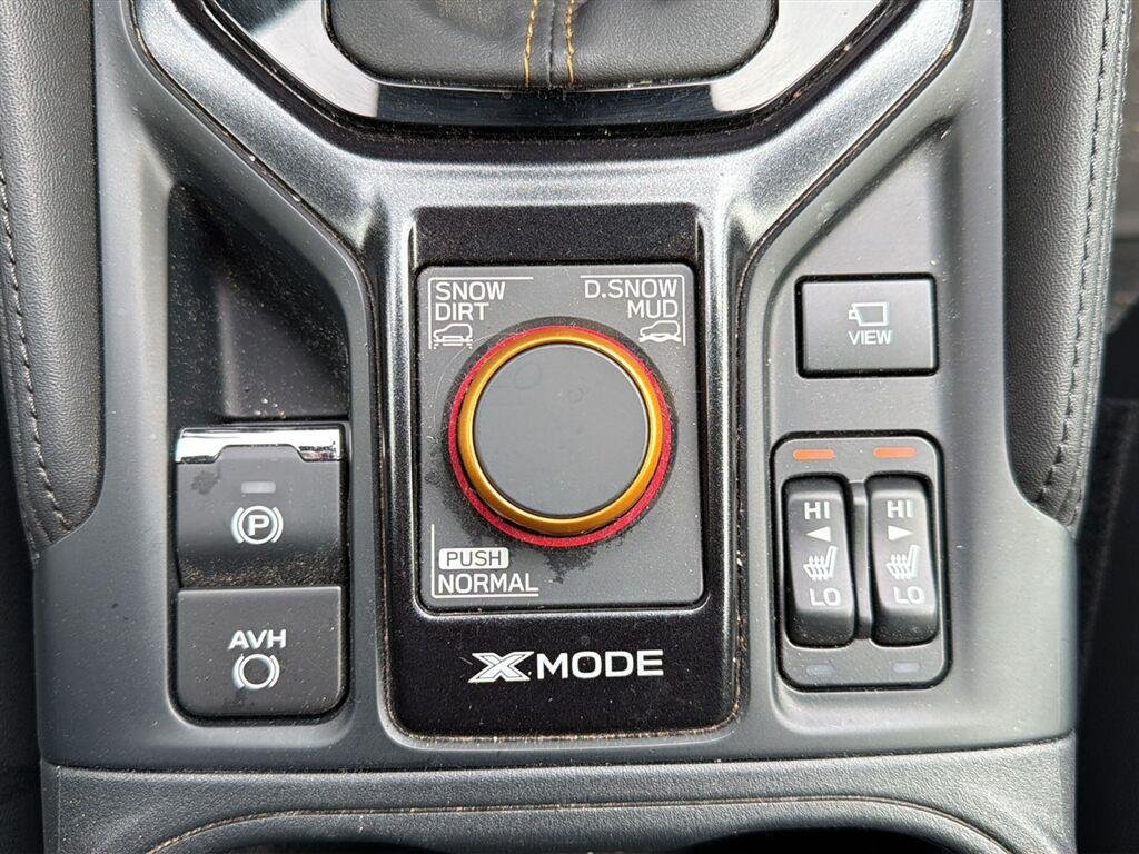 Used 2024 Crystal White Pearl Subaru Wilderness image 3