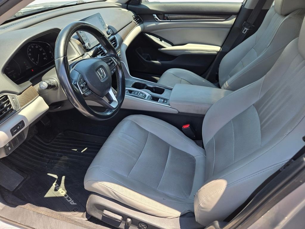 Used 2020 Silver Honda EX-L image 15