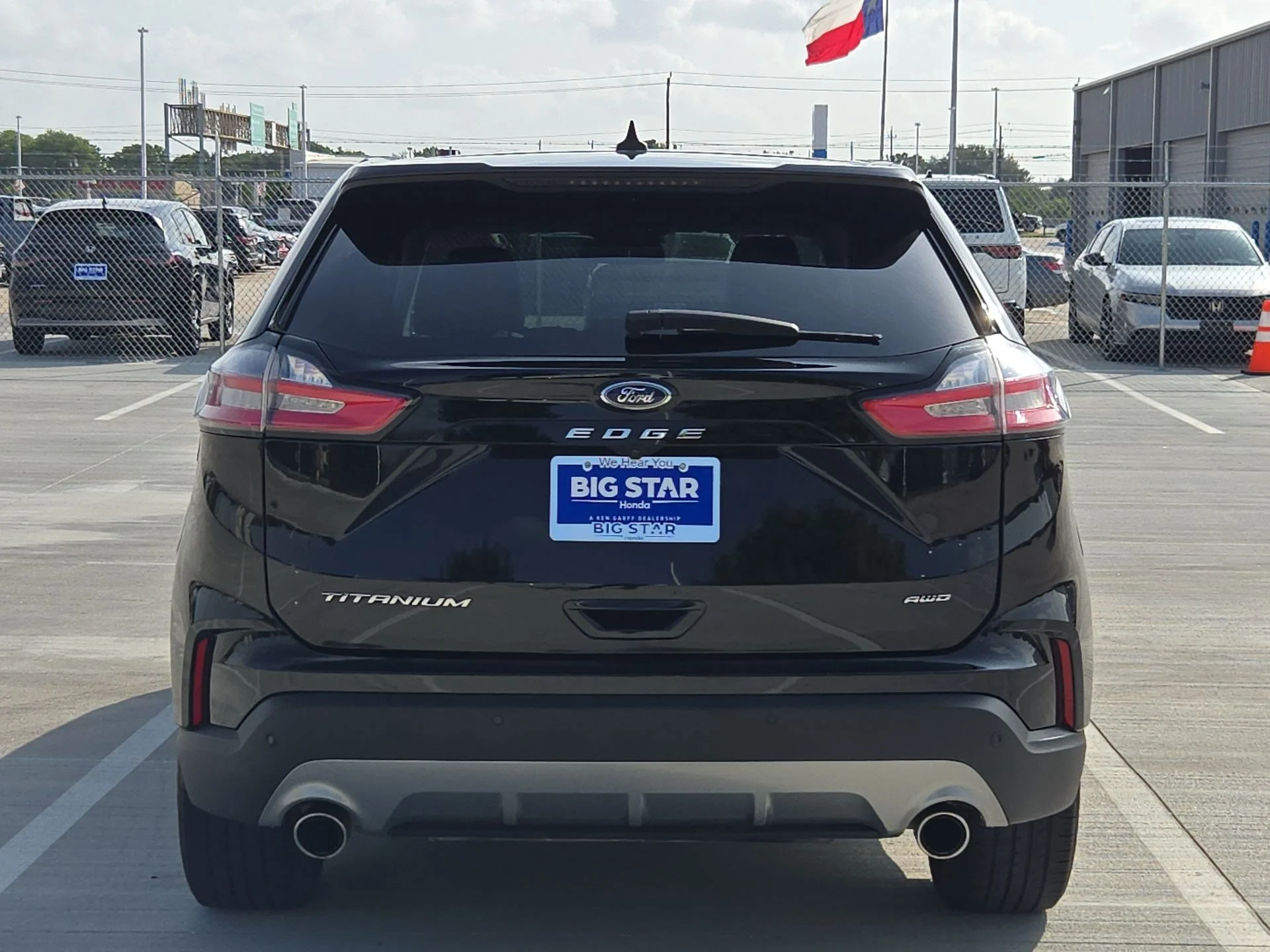 Used 2024 Black Metallic Ford Titanium image 4