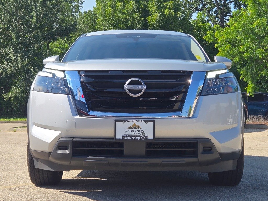 Certified Used 2025 Silver Nissan SV image 3