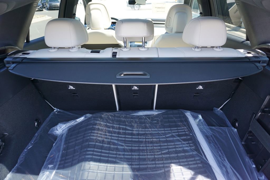 New 2026 Graphite Grey Metallic Mercedes-Benz GLC 300 image 133