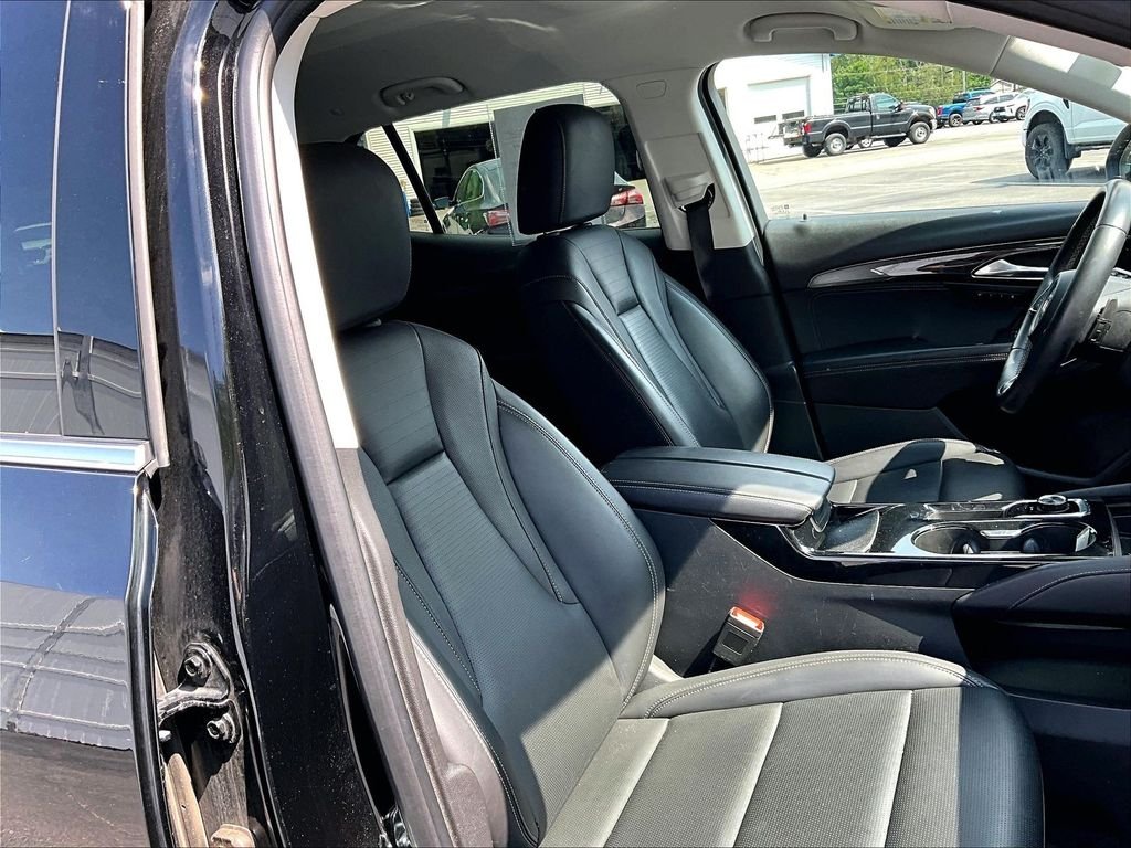 Used 2024 Ebony Twilight Metallic Buick Preferred image 11