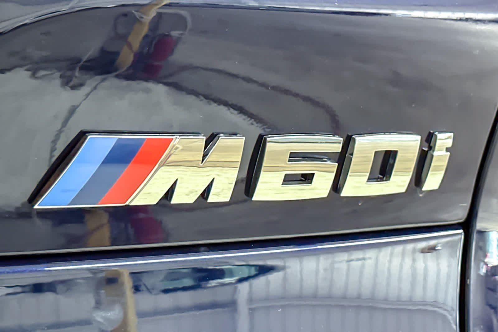 Used 2026 Tanzanite Blue II Metallic BMW M60i image 26