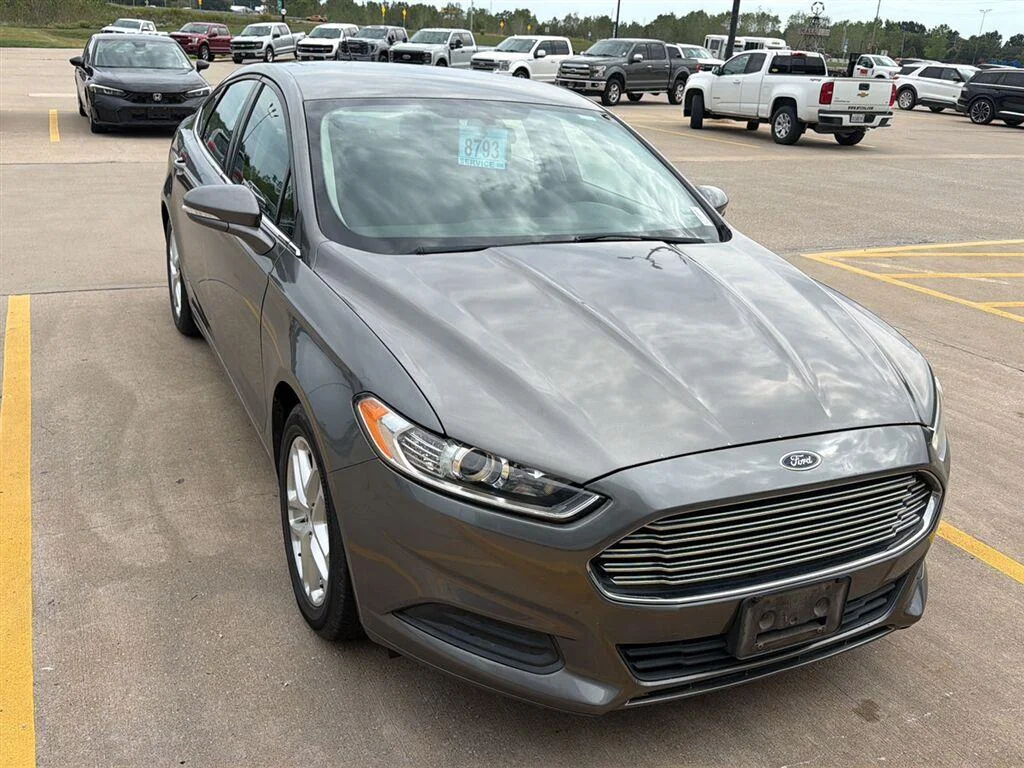 Used 2014 Ford Fusion SE with VIN 1FA6P0H75E5375776 for sale in Kansas City