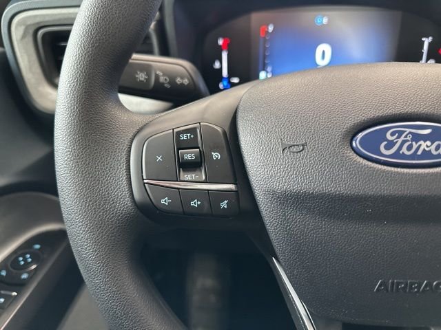 New 2025 Space White Metallic Ford XLT image 16
