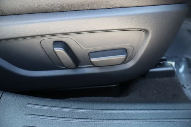 Used 2025 Machine Gray Mazda Premium image 15