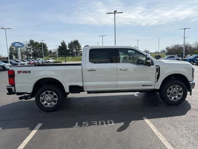 New 2026 Star White Metallic Tri-Coat Ford F-350® King Ranch® image 40