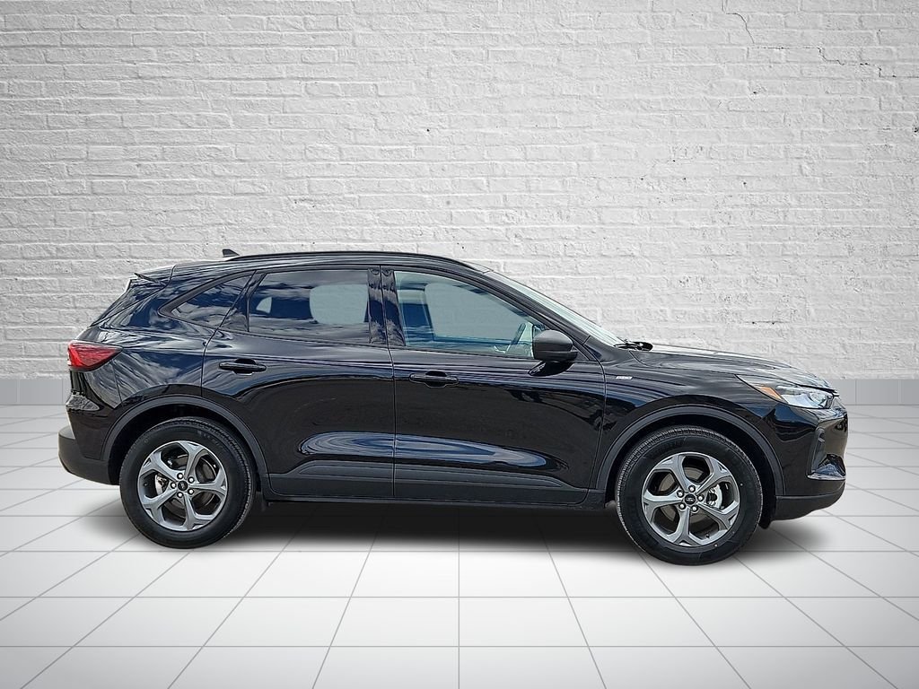 Used 2025 Black Ford ST-Line image 5