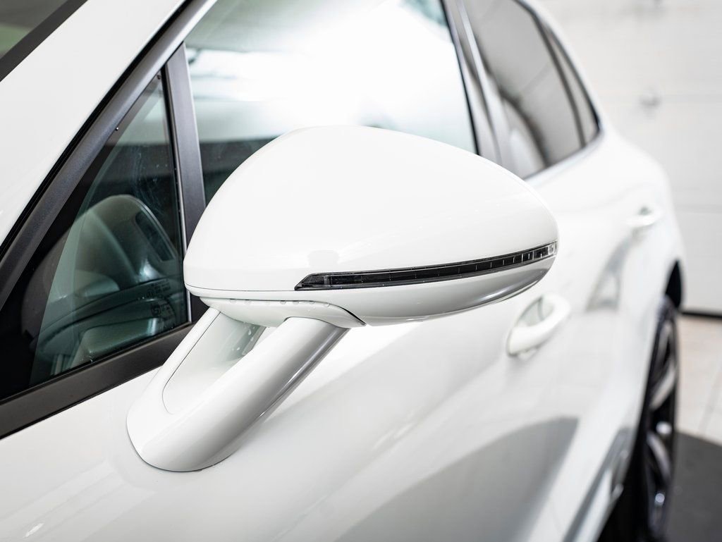 Used 2026 White Porsche  image 17