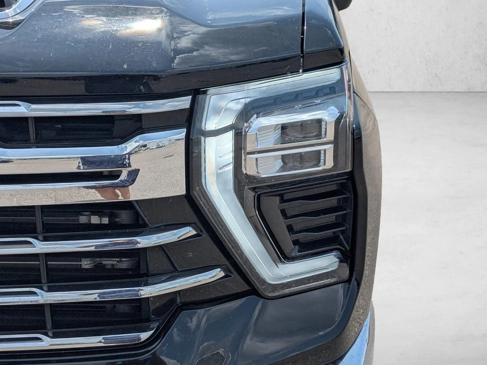 Used 2025 Black Chevrolet LTZ image 9