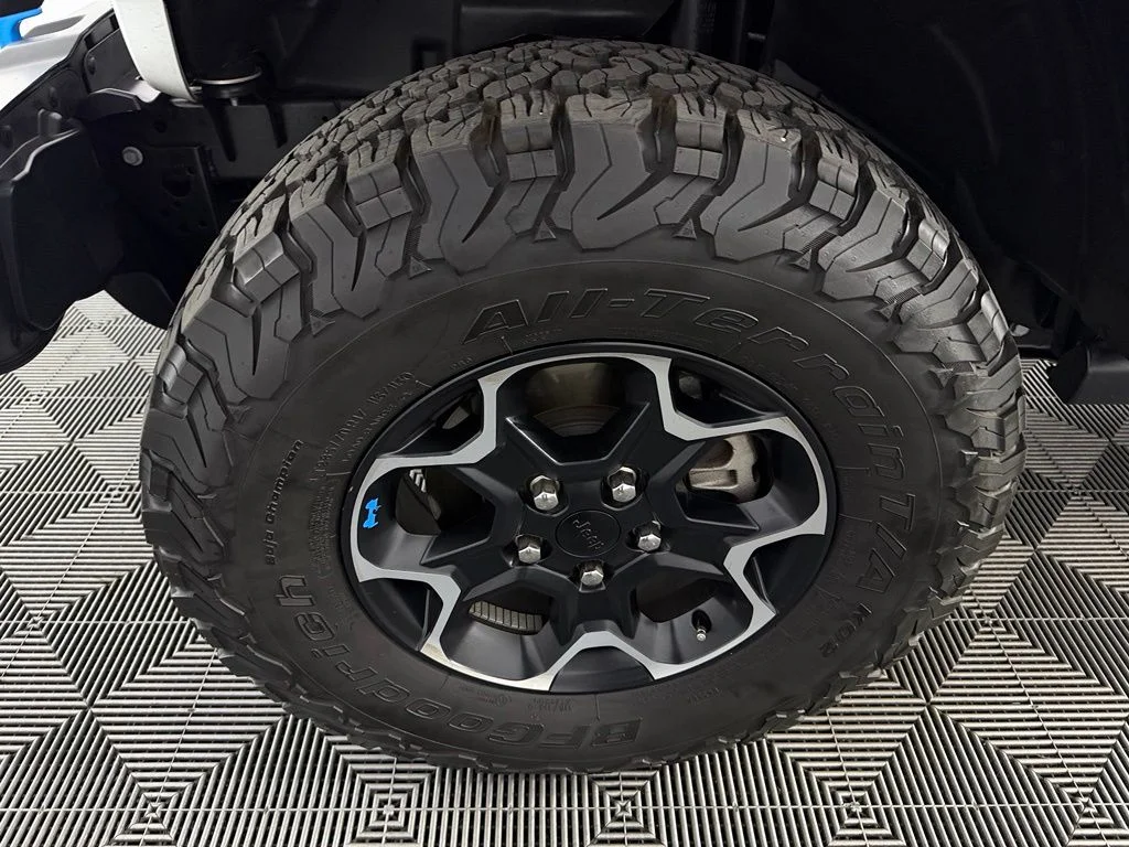 Certified Used 2023 White Jeep Rubicon 4xe image 11