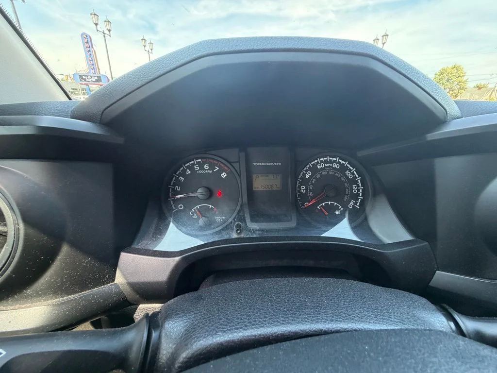 2016 Toyota Tacoma SR - Photo 11