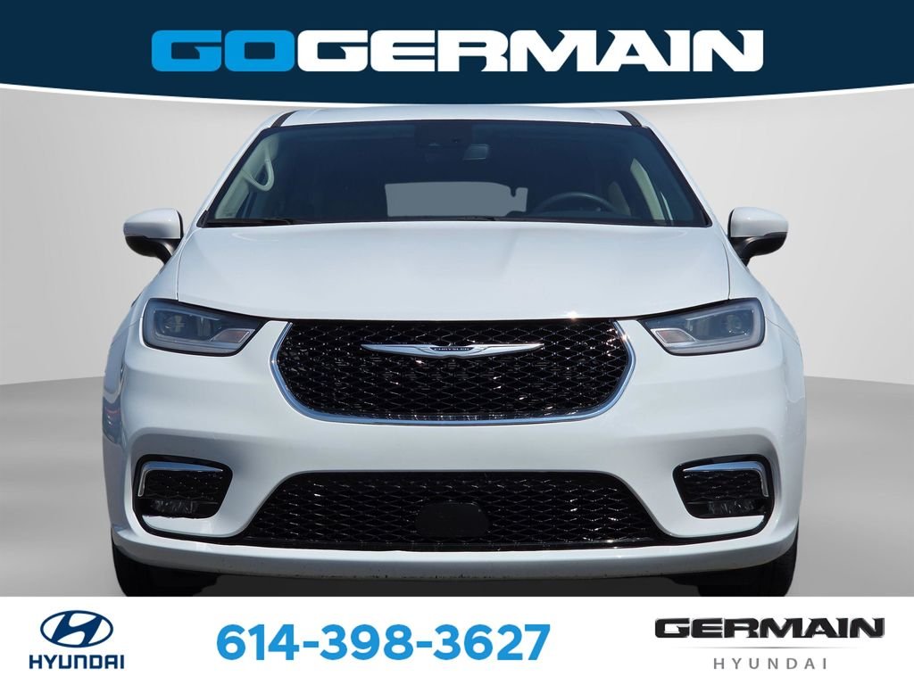Used 2023 White Chrysler Touring L image 2