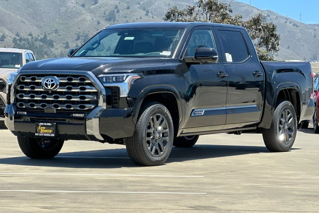 New 2026 Midnight Black Metallic Toyota  Platinum image 8