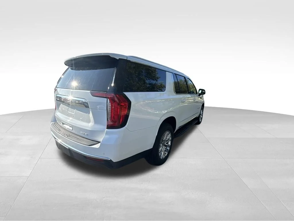 Used 2021 White GMC SLT image 7