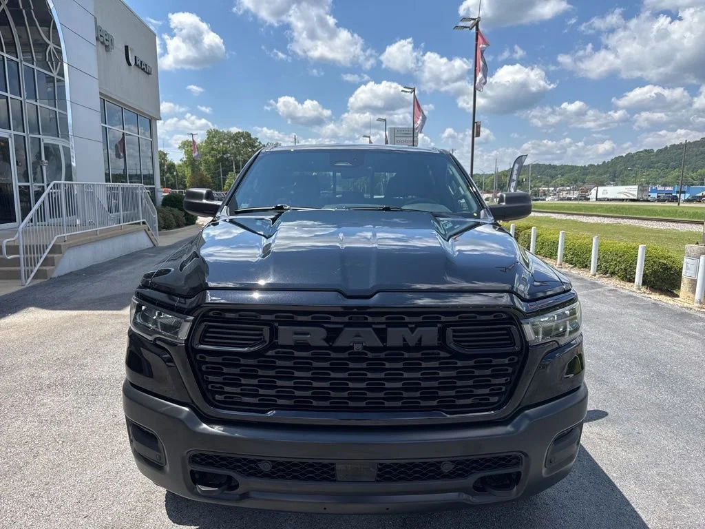 New 2026 Diamond Black Crystal Pearl-Coat Exterior Paint RAM Warlock image 2