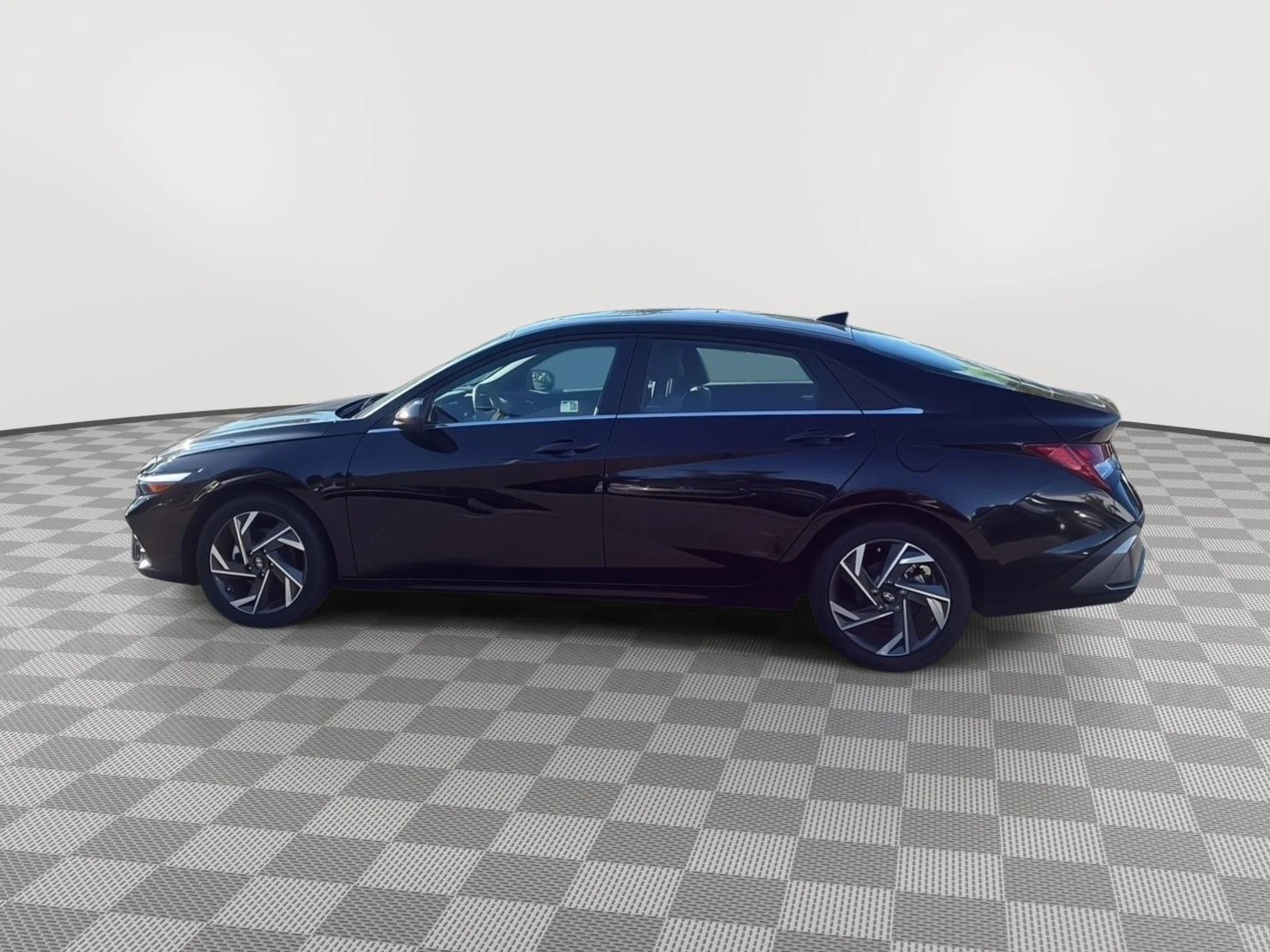 Certified Used 2025 Abyss Black Hyundai SEL Convenience image 8
