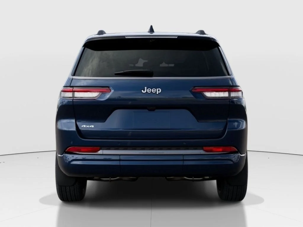 New 2026 Fathom Blue Pearl-Coat Exterior Paint Jeep Limited Reserve image 8