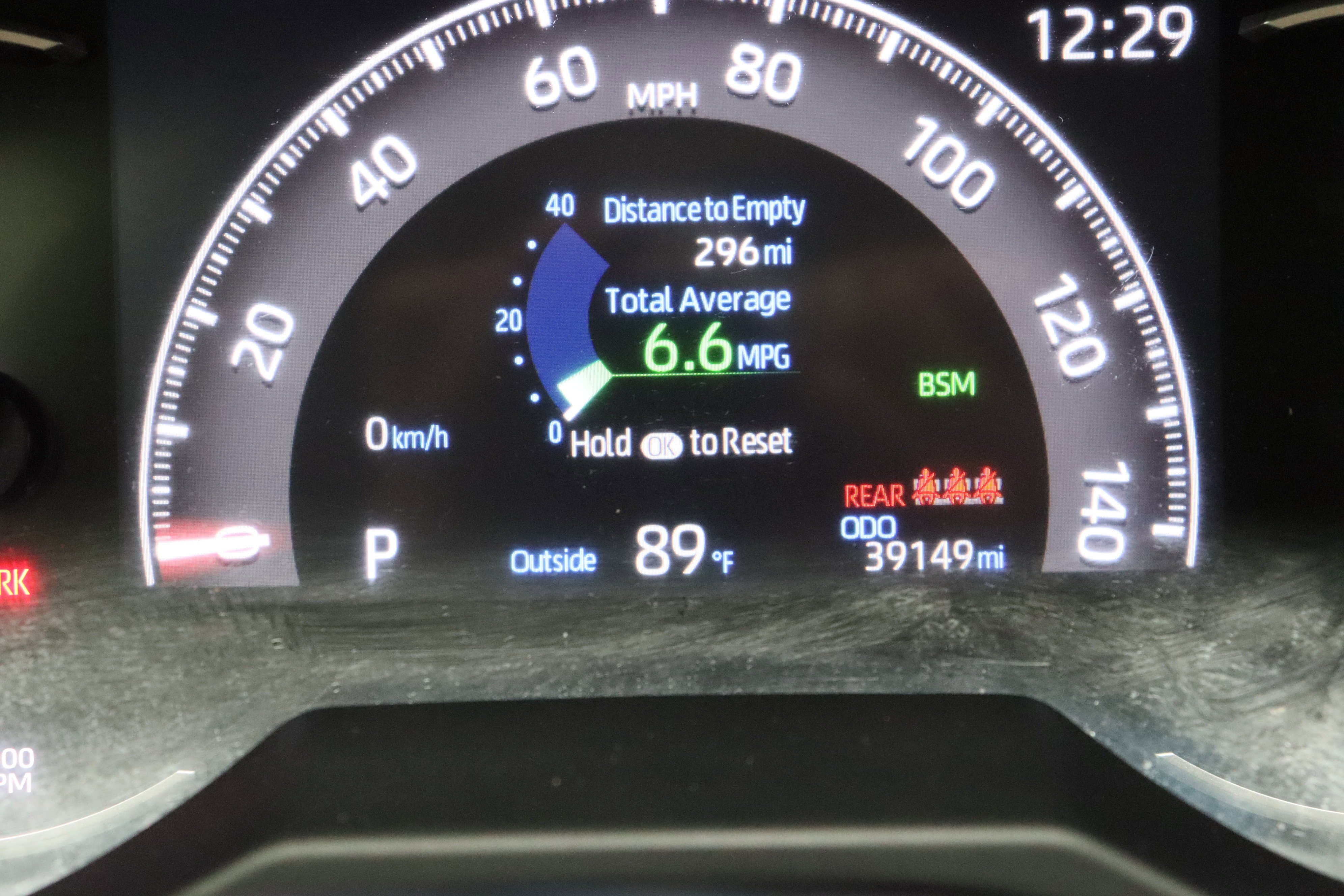 Used 2025 Silver Sky Metallic Toyota XLE 2.5L image 40