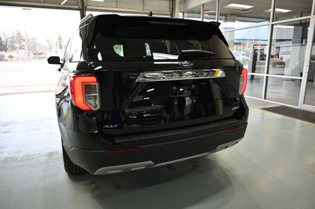 Used 2022 Black Ford XLT image 6