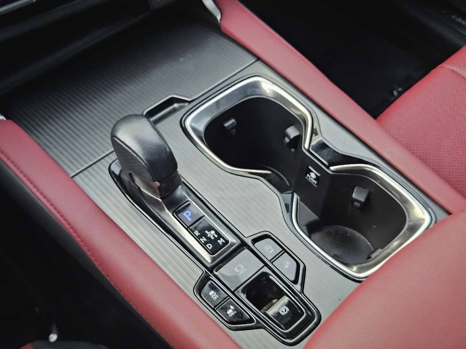 Certified Used 2024 WHITE NOVA GLASS FLAKE Lexus F SPORT Handling image 14