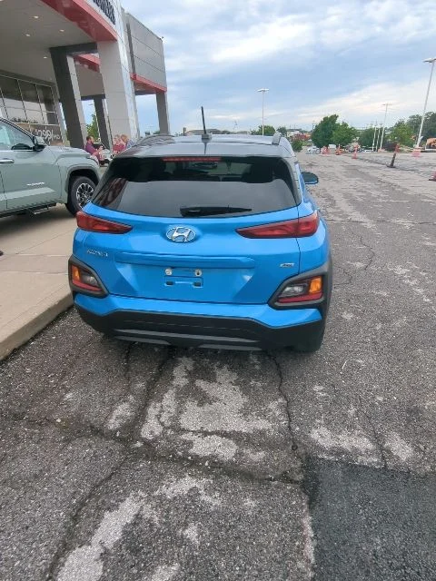 Used 2018 Blue Hyundai SEL image 4