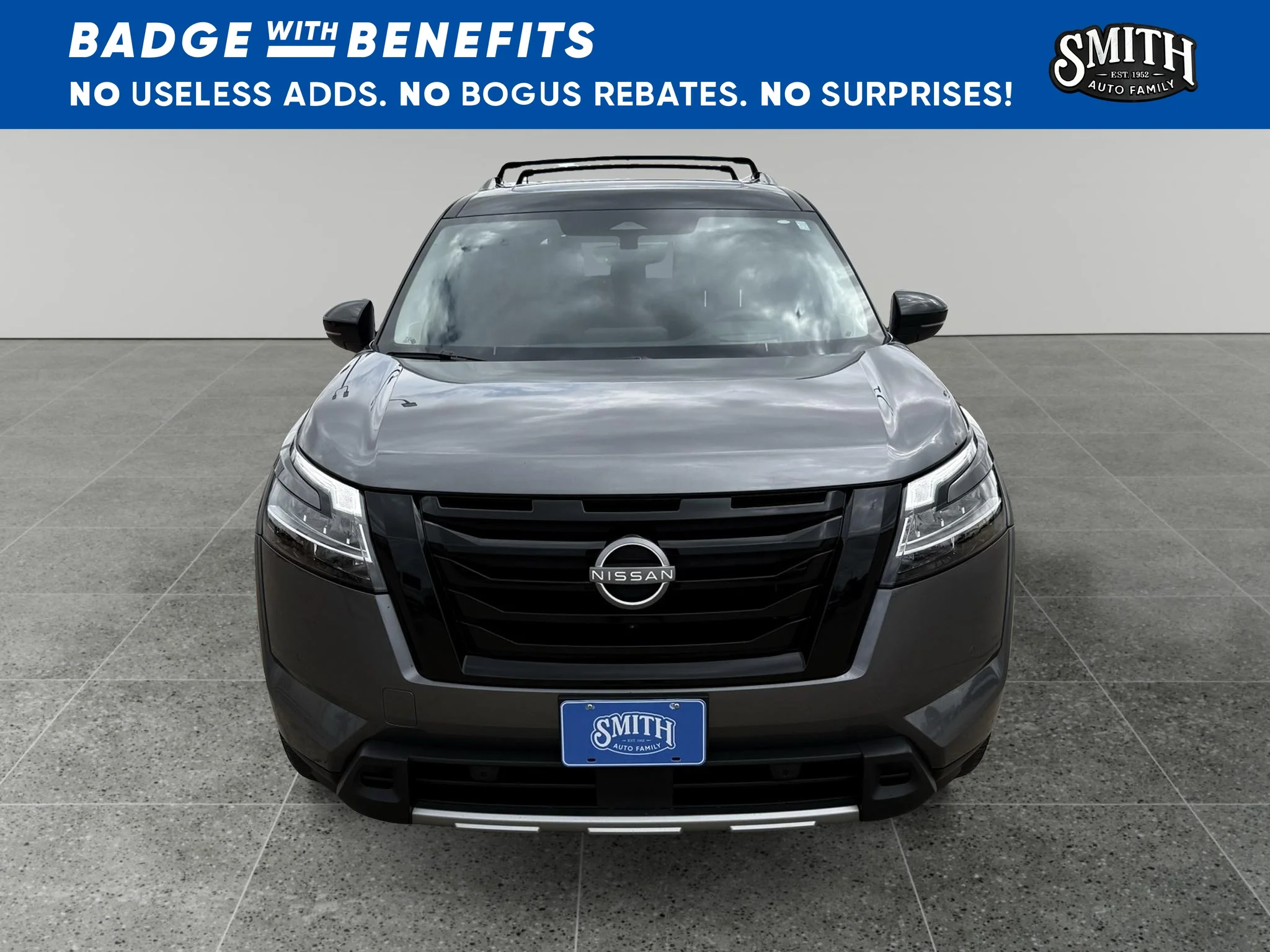 Certified Used 2024 2t Gun Blk Roof Nissan Platinum image 9