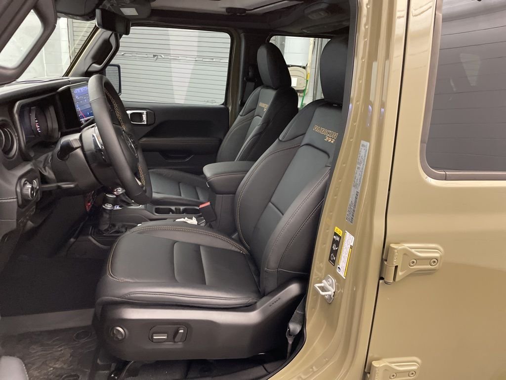 2025 Jeep Wrangler 4-Door Rubicon 392 Final Edition - Photo 17