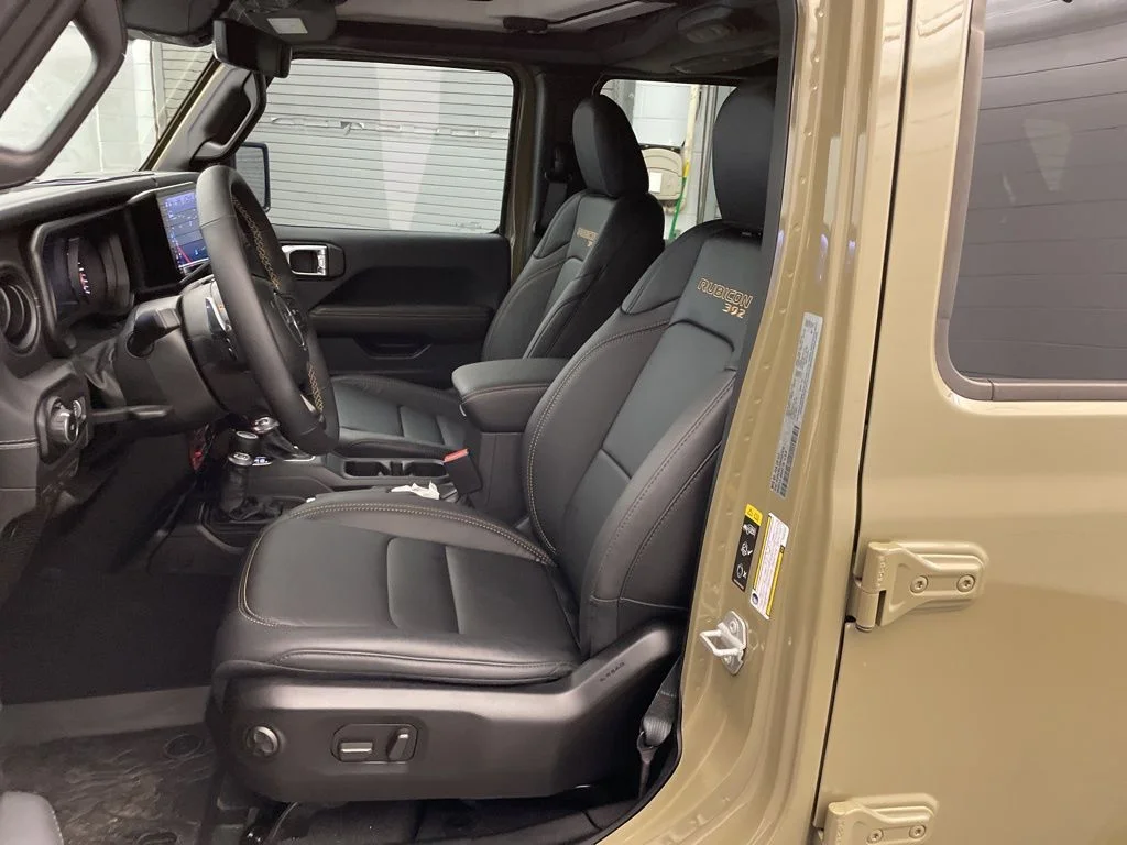 2025 Jeep Wrangler 4-Door Rubicon 392 Final Edition - Photo 17