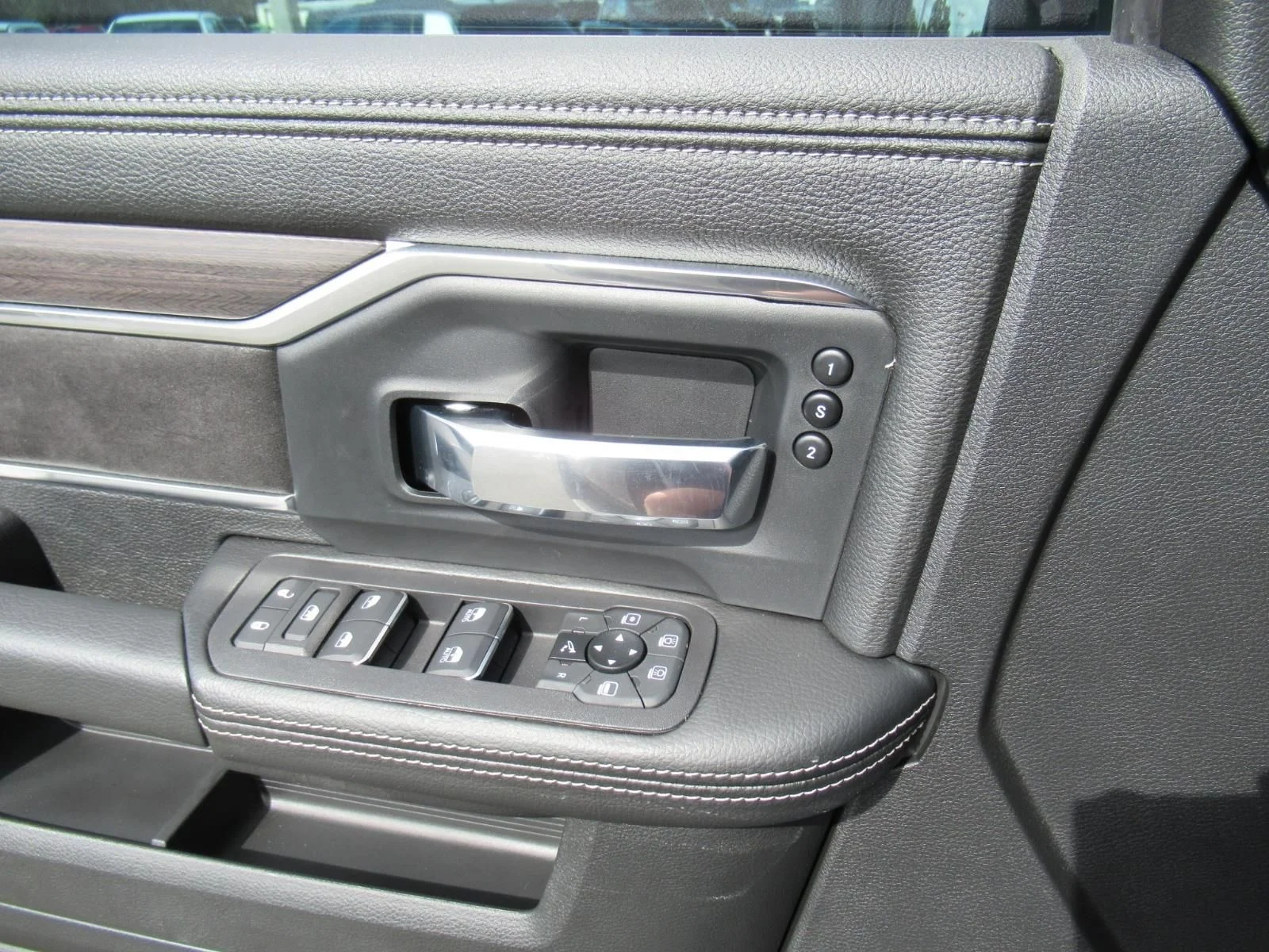New 2026 Forged Blue Metallic Exterior Paint RAM Laramie image 22