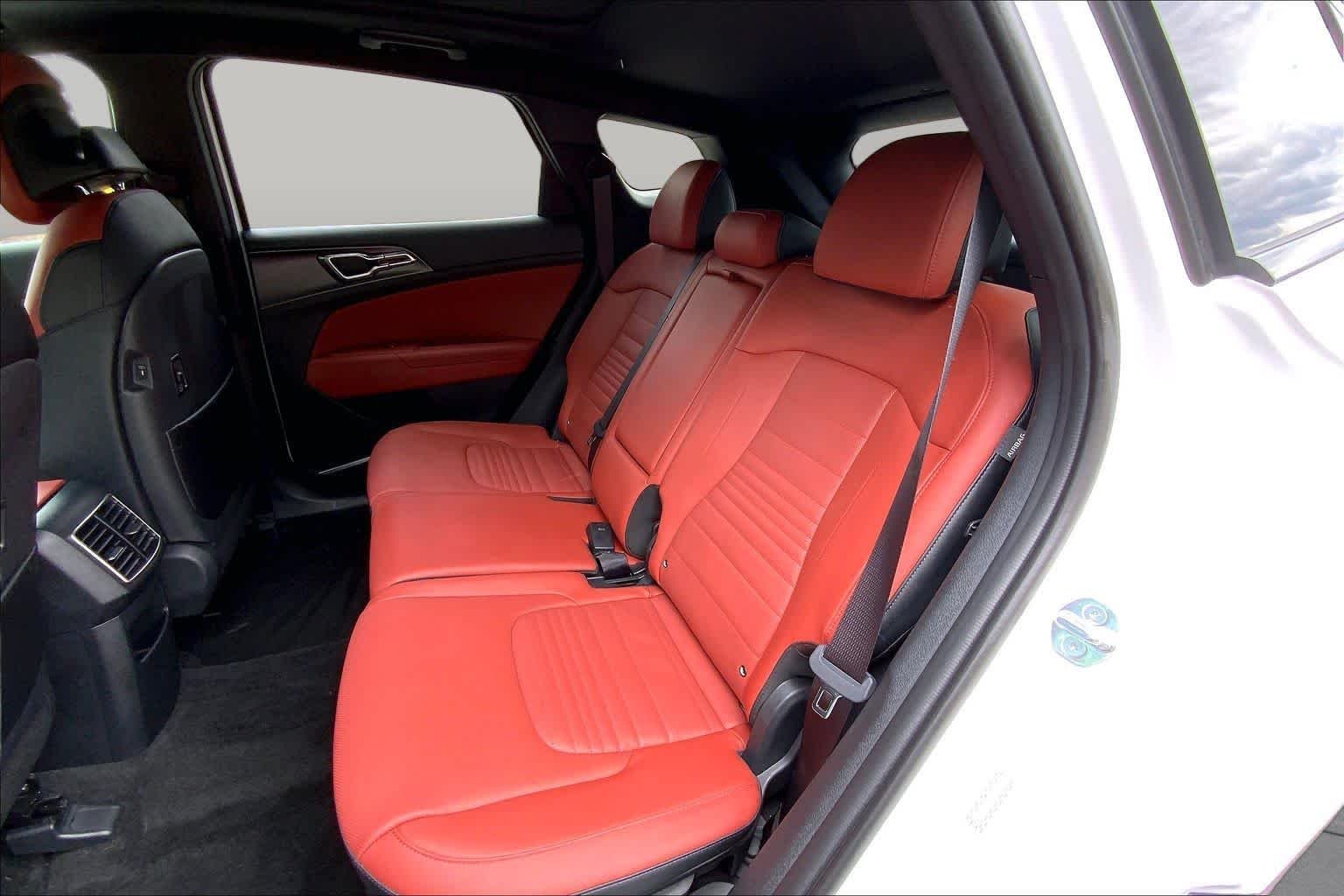 Used 2026 Glacial White Pearl Kia SX-Prestige image 21