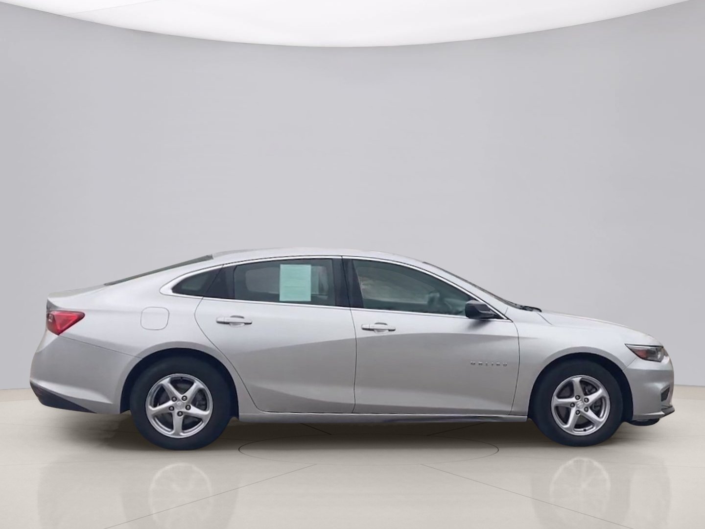 Used 2017 Silver Chevrolet LS image 6