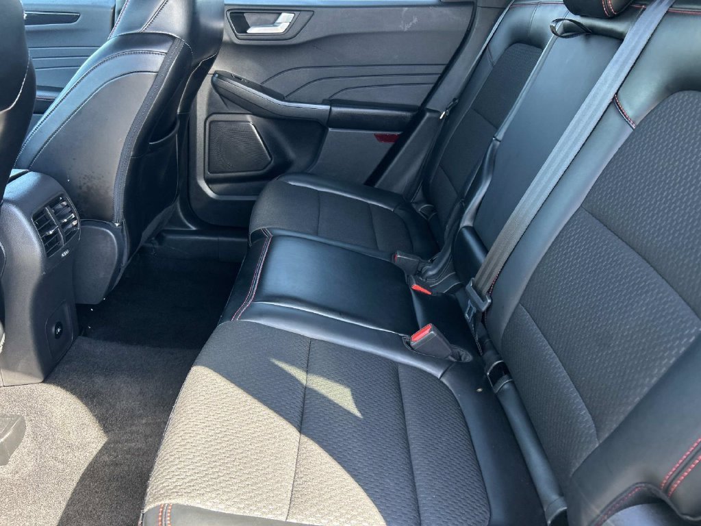 Certified Used 2025 Black Metallic Ford ST-Line image 18