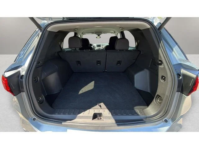 Used 2024 Sterling Gray Metallic Chevrolet LT image 31