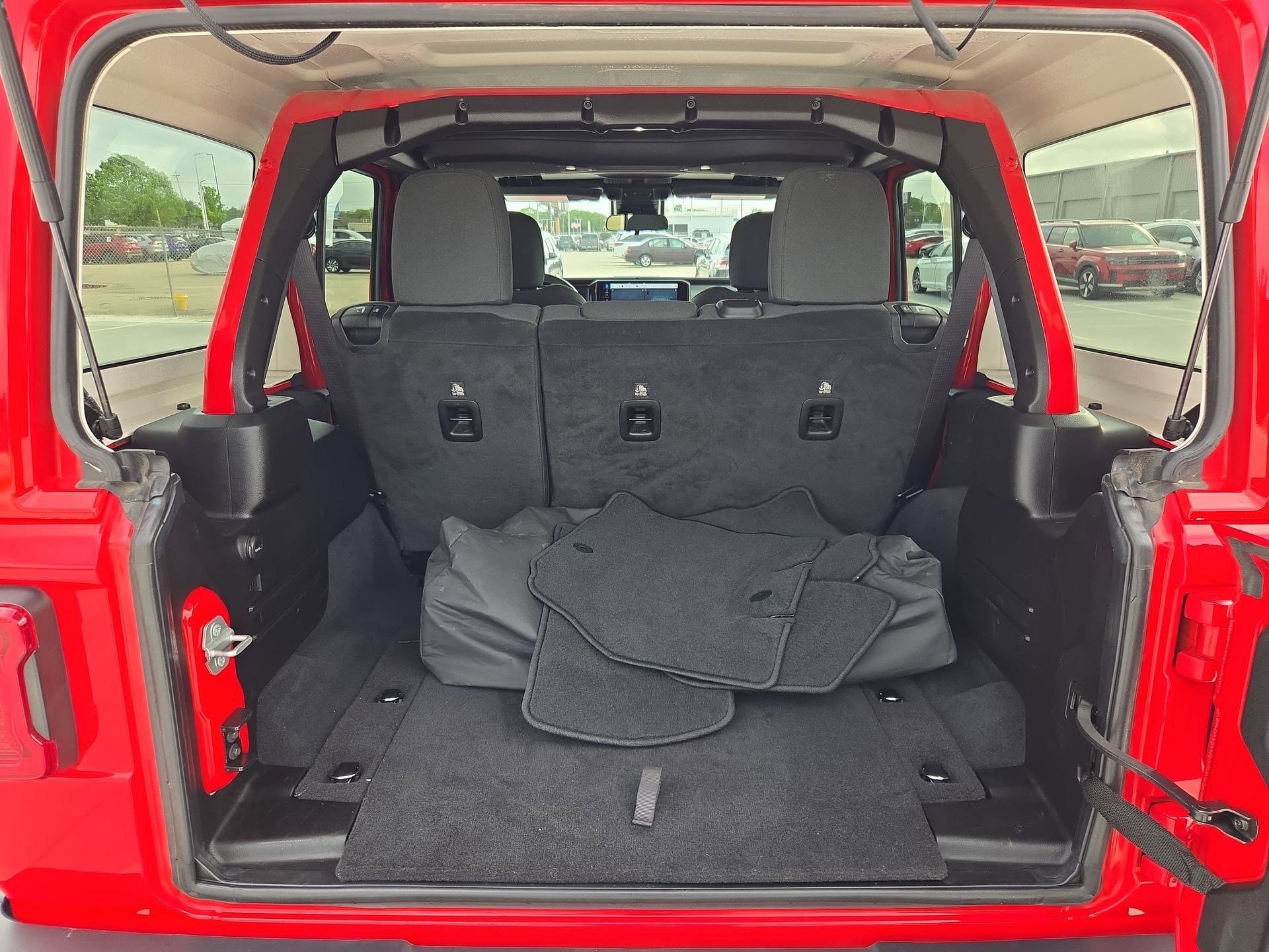 Used 2025 Firecracker Red Clearcoat Jeep Sahara image 28