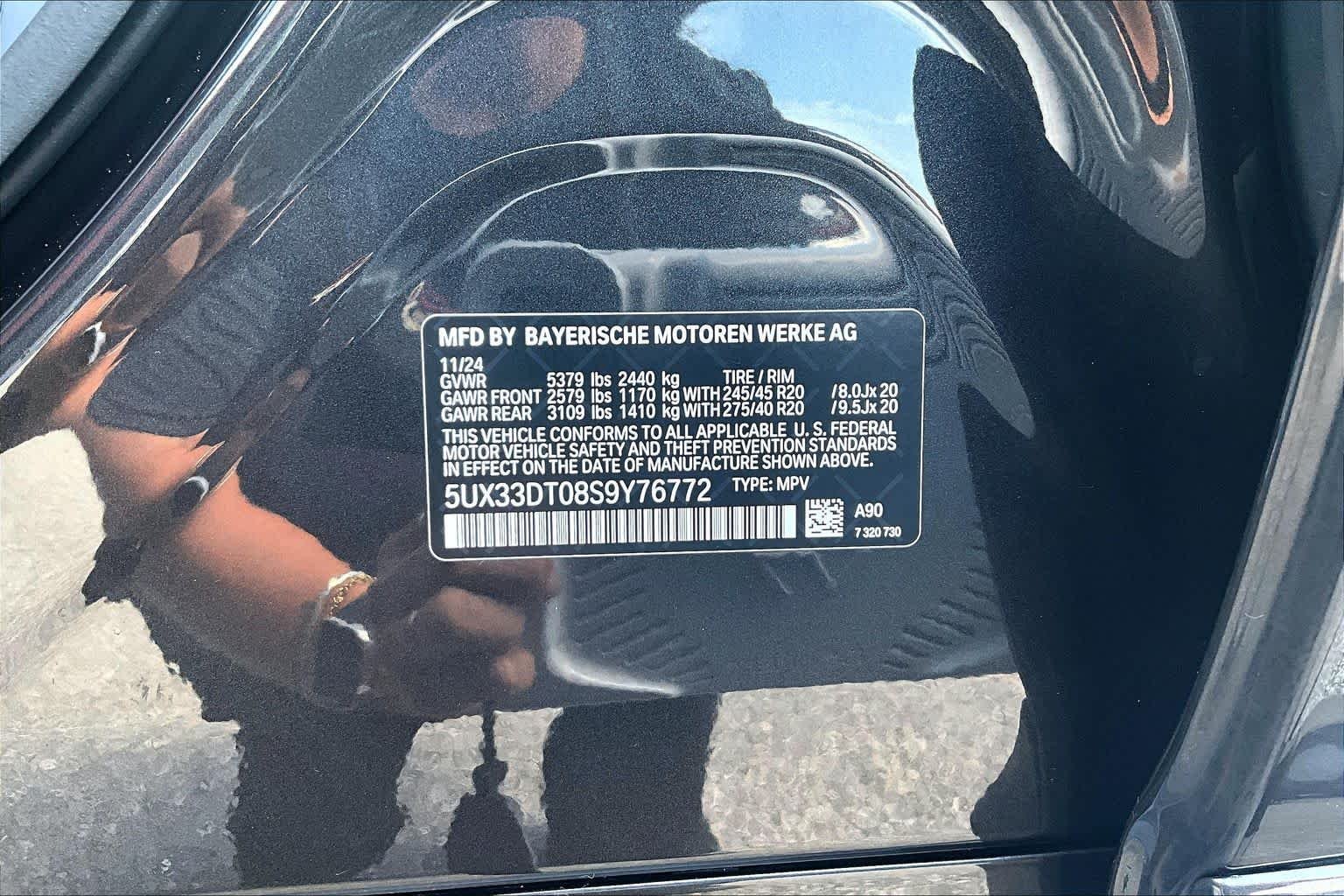 Certified Used 2025 Dark Graphite Metallic BMW xDrive30i image 38