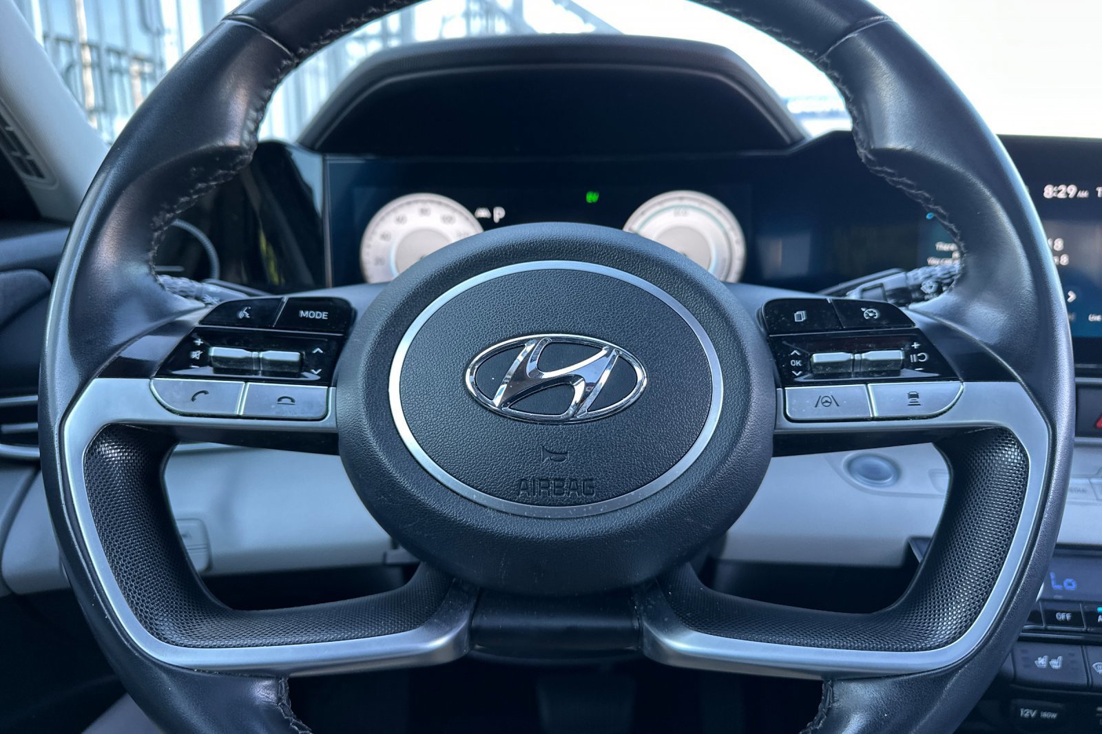 Used 2023 Phantom Black Hyundai Limited image 23