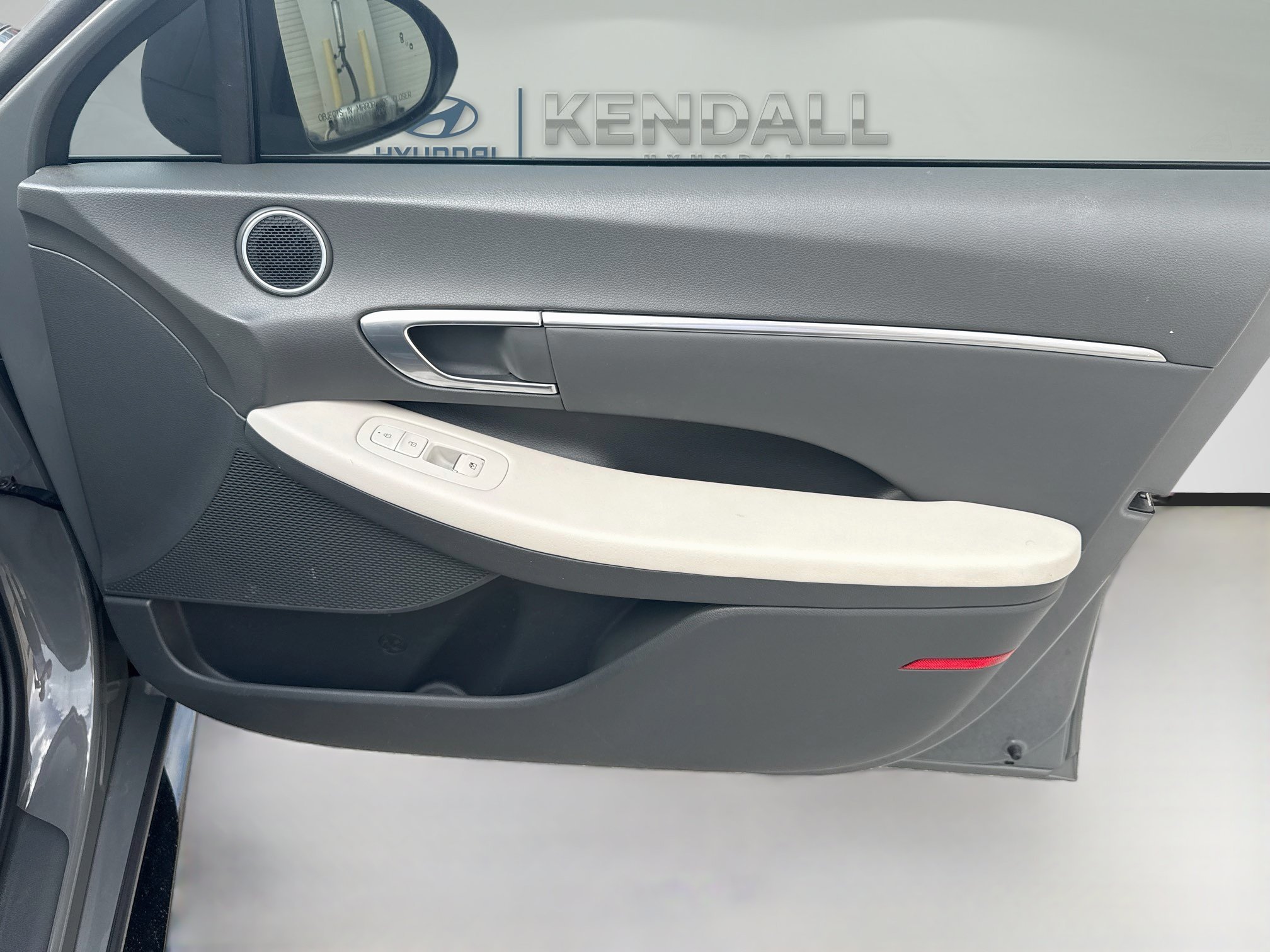 Used 2023 Hampton Gray Hyundai SEL image 31