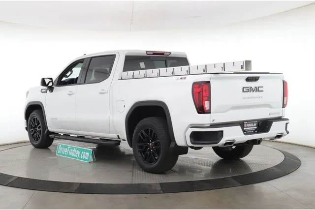 Used 2025 White GMC Elevation image 8
