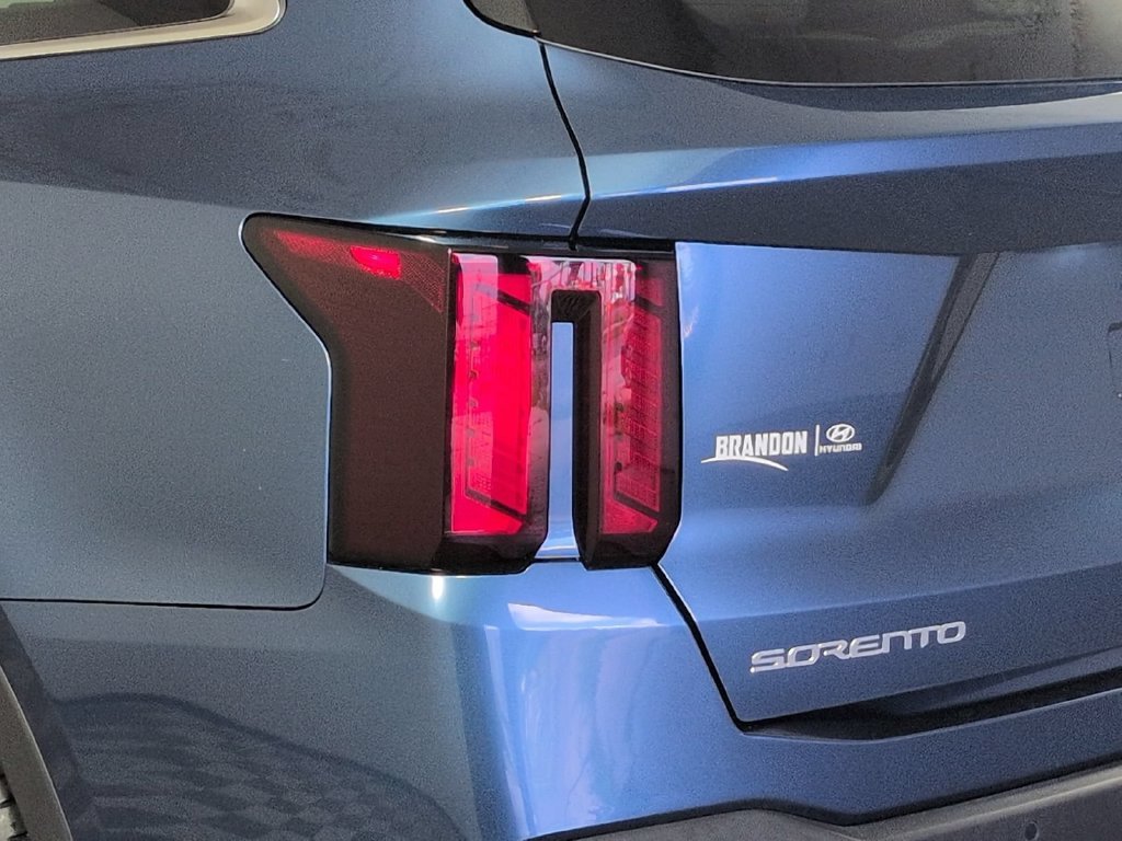 2025 Kia Sorento EX Hybrid - Photo 8