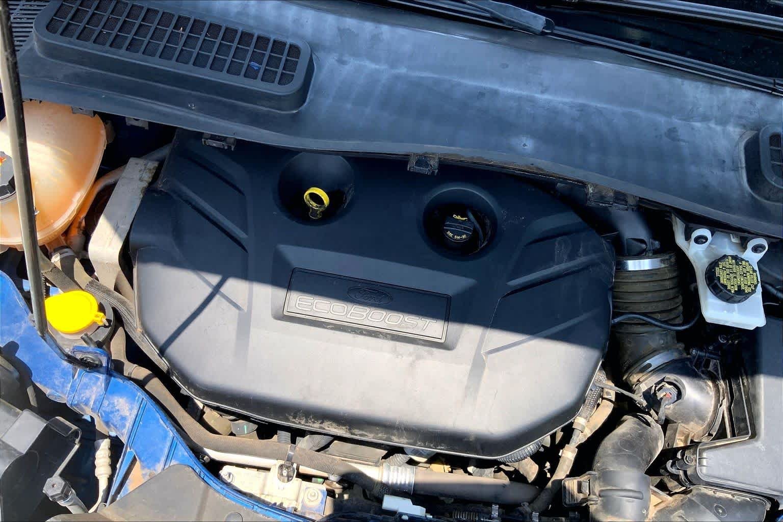 Used 2017 Lightning Blue Metallic Ford SE image 31