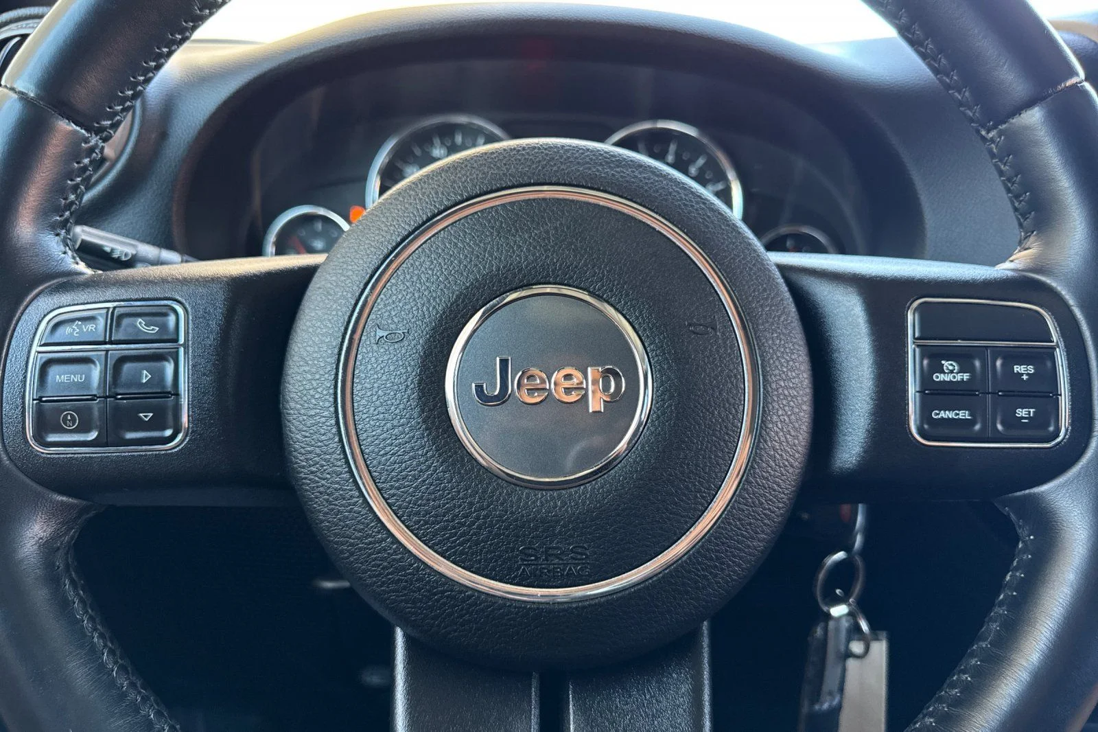 Used 2016 Billet Silver Metallic Clearcoat Jeep Unlimited Sport image 24