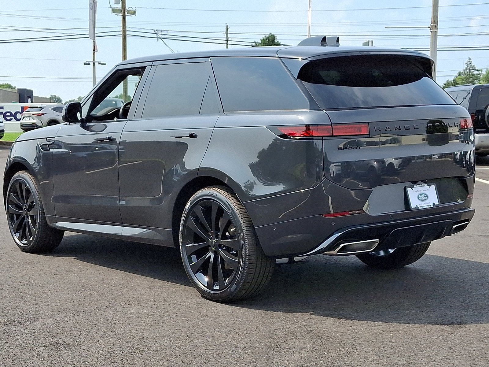 New 2026 Carpathian Grey LAND ROVER Dynamic SE image 4