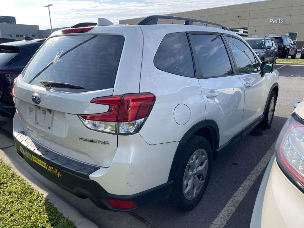 Used 2020 Crystal White Pearl Subaru Base image 4