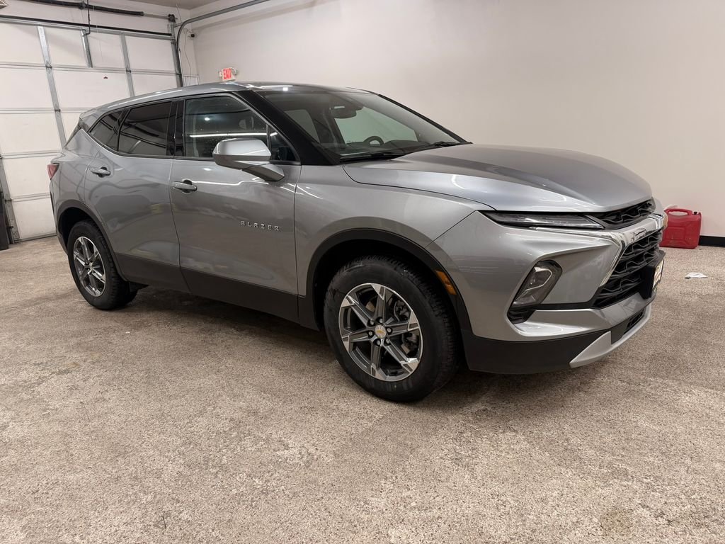 2025 Chevrolet Blazer 2.0T 2LT AWD's photo
