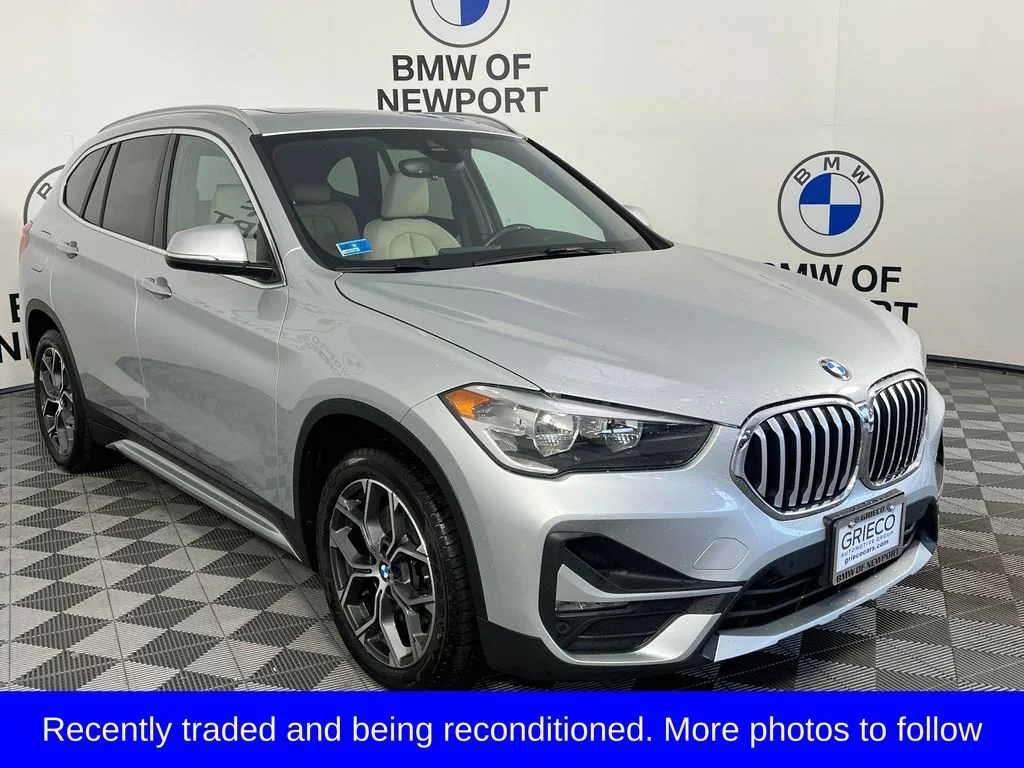 Used 2020 Silver BMW xDrive28i image 1