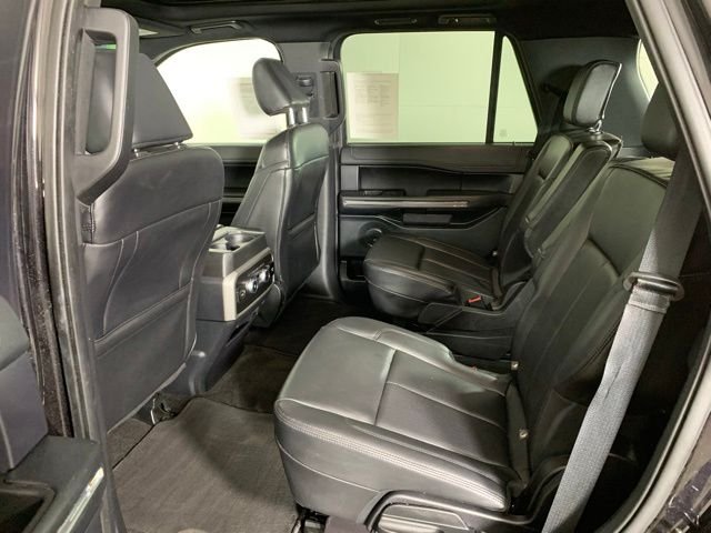 Used 2021 Black Ford XLT image 24