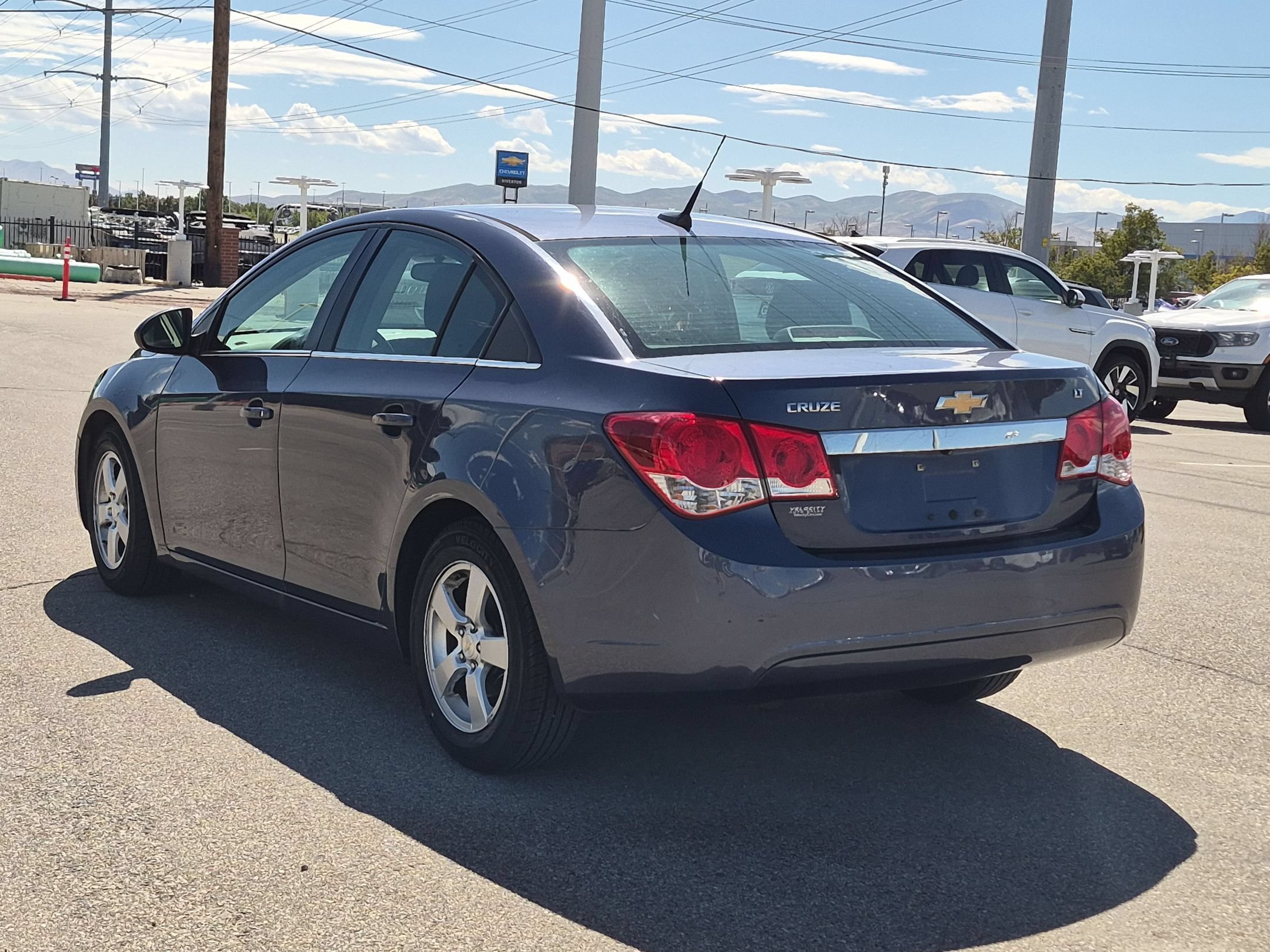 Used 2014 Atlantis Blue Metallic Chevrolet 1LT image 5