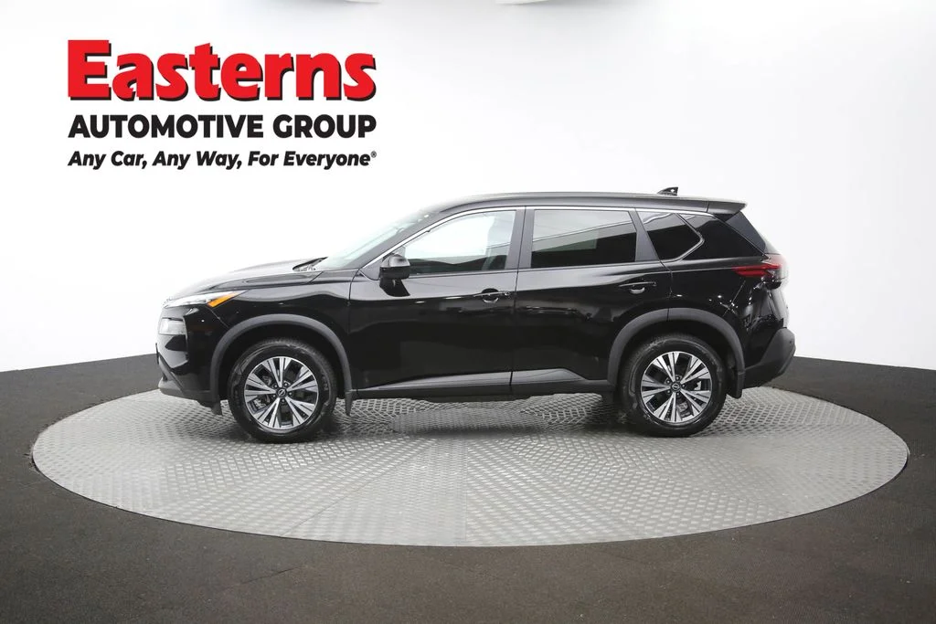 Used 2023 Black Nissan SV image 59